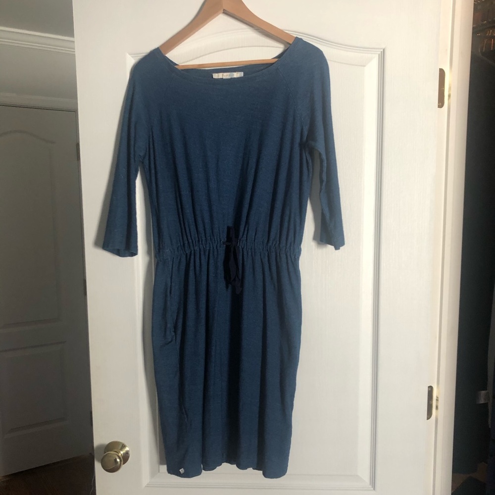 Boden tie-waist 3/4 sleeve casual dress